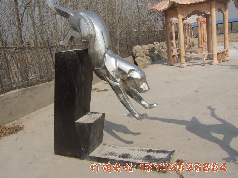不锈钢抽象豹子公园动物雕塑