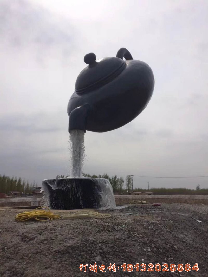 新疆乌鲁木齐公园铜雕流水茶壶工程