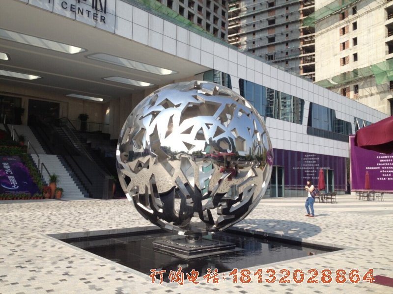 安徽纵横房地产公司定制的不锈钢球雕塑