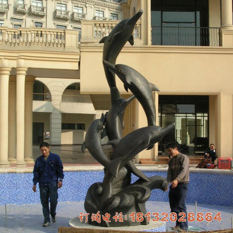 跳跃的海豚铜雕