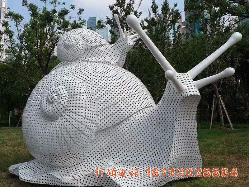 不锈钢镂空编织蜗牛雕塑
