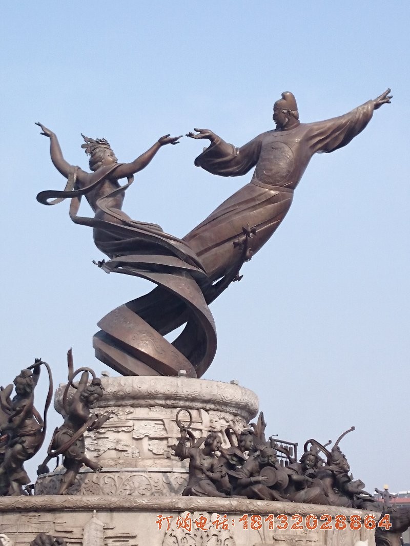 杨贵妃和李隆基铜雕