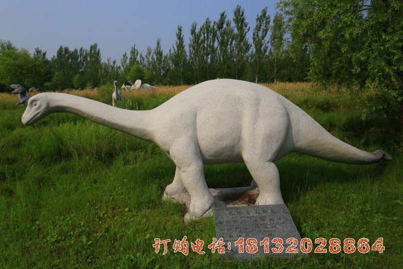 公园动物恐龙石雕
