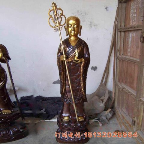 铜雕立式地藏菩萨