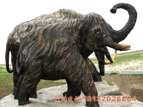 铜雕长毛象动物雕塑