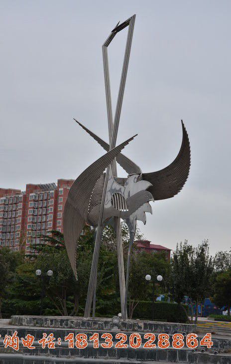 大型不锈钢仙鹤雕塑