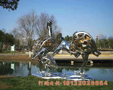 不锈钢抽象仙鹤雕塑