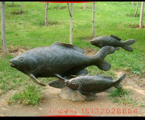 鲤鱼铜雕
