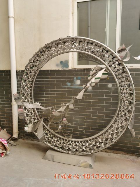 圆环不锈钢景观雕塑