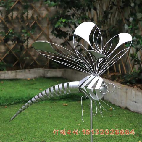 小区不锈钢镜面镂空蜻蜓雕塑